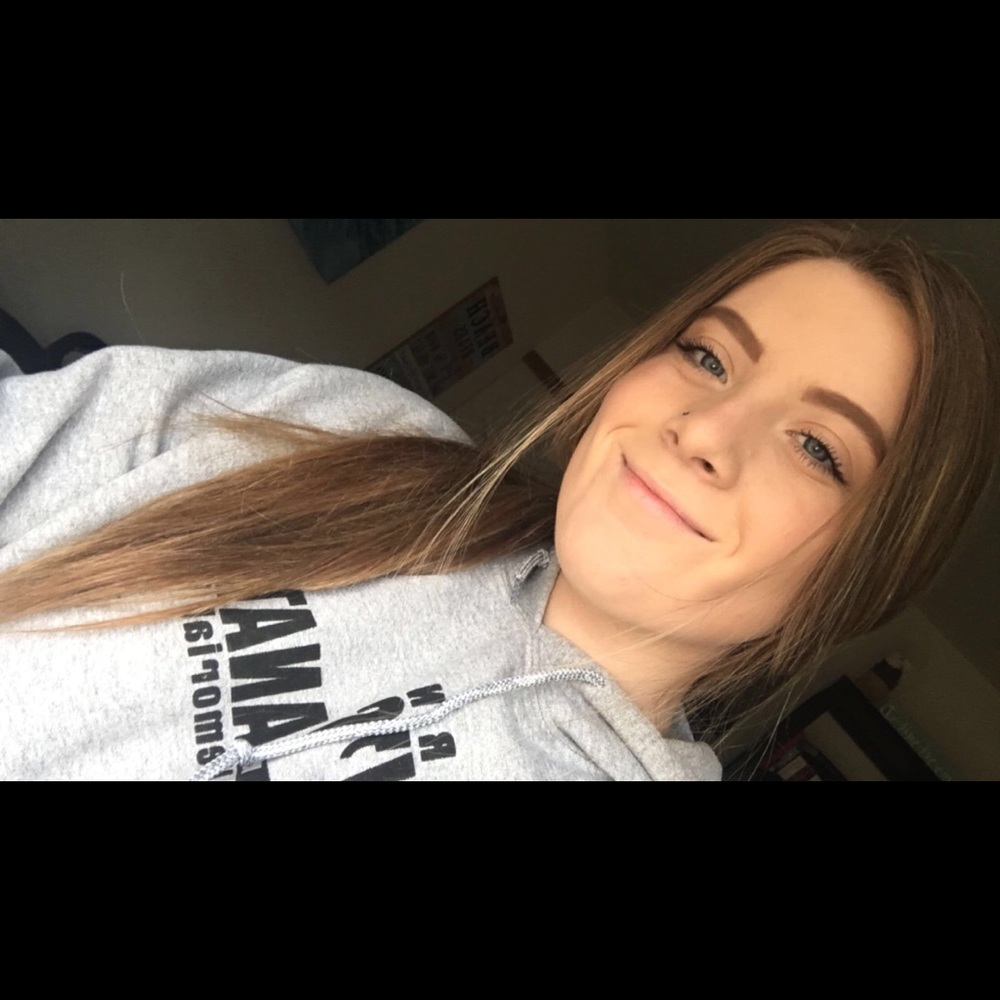 Meet your Posher, Hailey